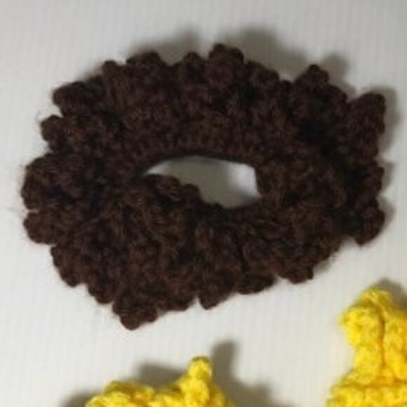 NWT Yellow Brown Handmade Crocheted Hair Scrunchie by Dawny Set of 3 - Picture 3 of 4